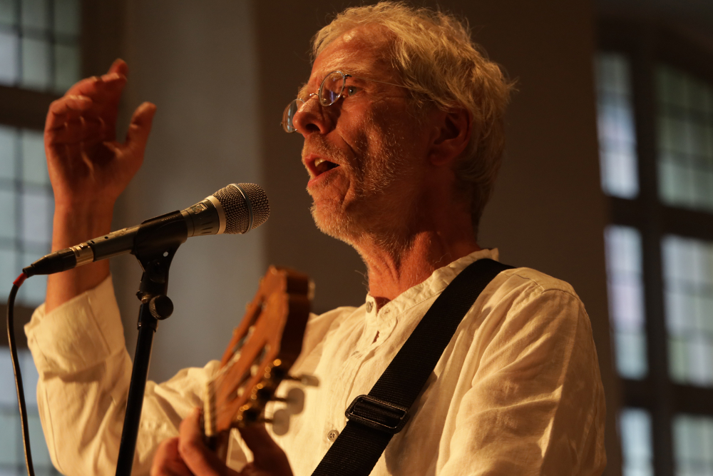 Gundermann-Mitsingkonzert Andreas Zöllner TheaterRuine St. Pauli Dresden